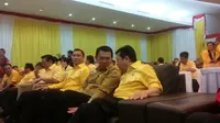 Gubernur DKI Jakarta, Basuki Tjahaja Purnama atau Ahok dan Ketua Umum Golkar Setya Novanto. (Liputan6.com/Delvira Chaerani Hutabarat)