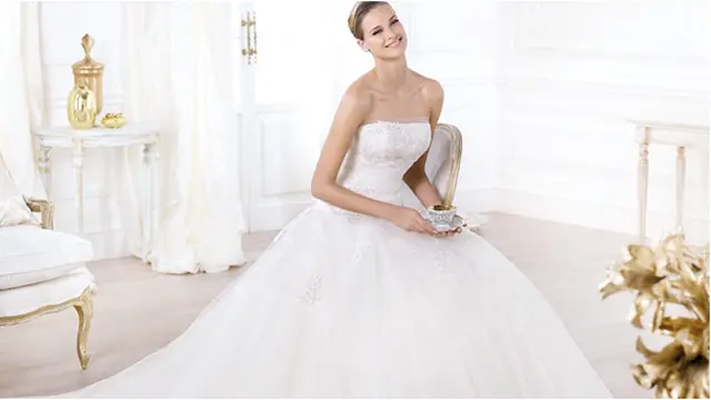 Courtesy recentbridal.com