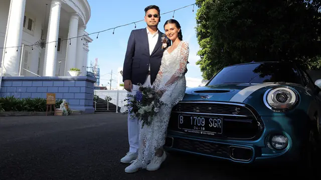 [Bintang] Petra Sihombing dan Firrina Sinatrya