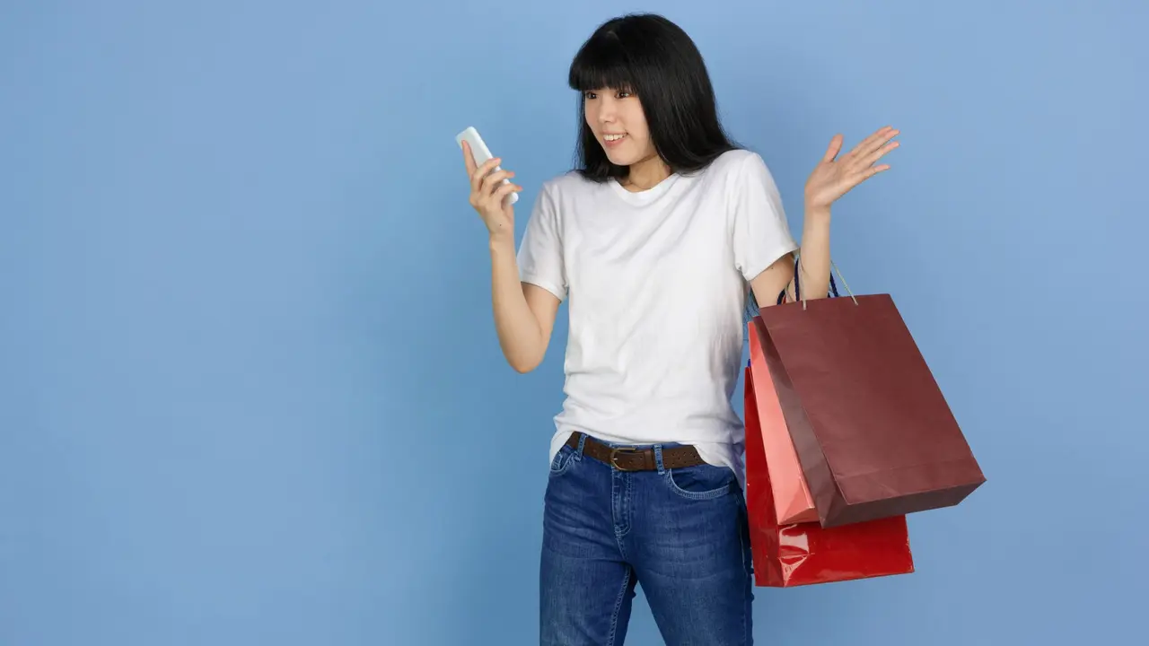 Ilustrasi belanja online, belanja, shopping, refund