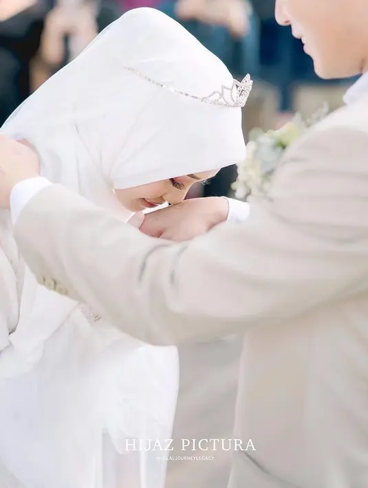 usai Daehoon mengunggah foto pernikahannya, doa baik dan ucapan selamat pun ramai membanjiri laman media sosialnya. (Foto: Instagram/juliaprt7)