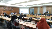 Rapat Komisi D terkait Penjelasan Rencana Detail Tata Ruang (RDTR) DKI Jakarta, di Gedung DPRD DKI Jakarta, Rabu (28/9/2022).