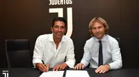 Gianluigi Buffon bersama Pavel Nedved. (dok. Juventus)