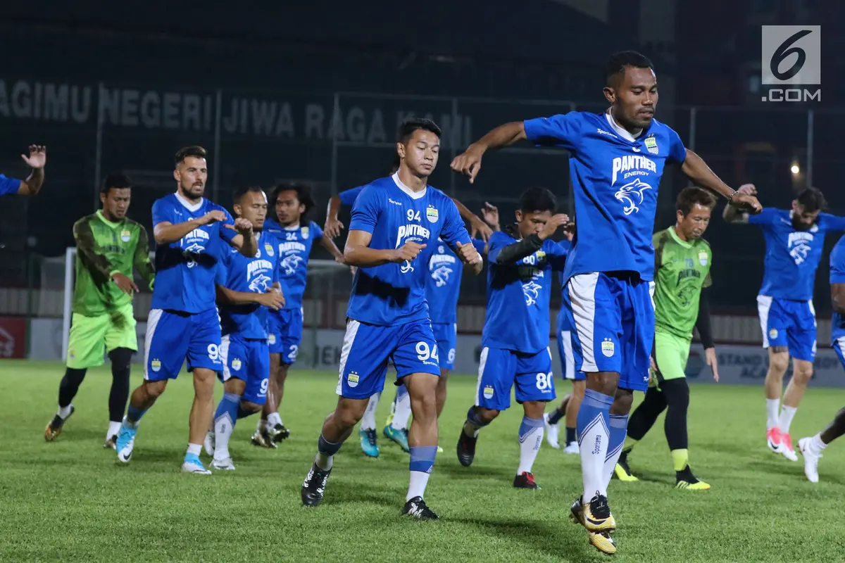 Persib Jajal Stadion PTIK