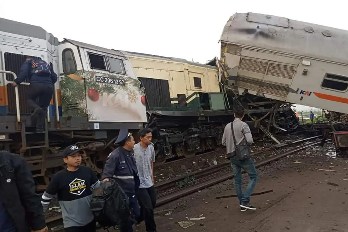 Tabrakan Kereta Api