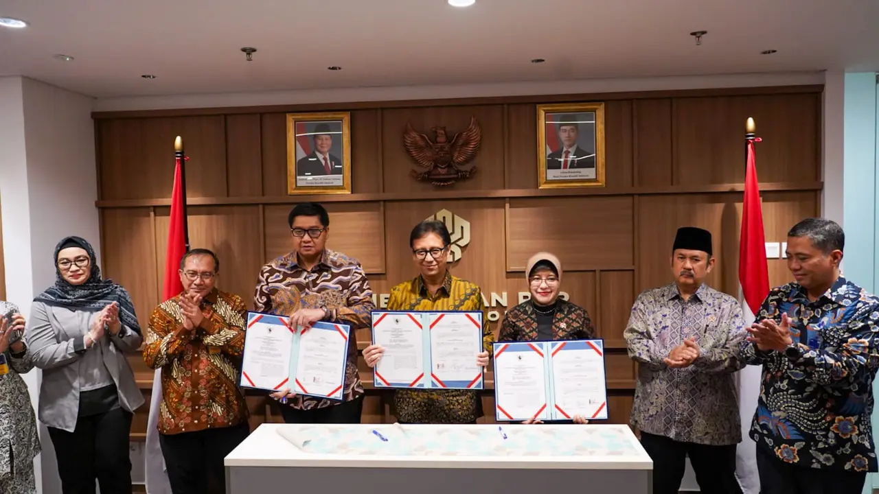 Bersama Menkes Siapkan 30 Ribu Rumah Subsidi bagi Perawat dan Bidan, Menteri PKP Beri Pesan Ini