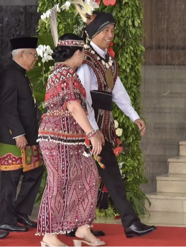 Jokowi Tampil Gagah Dibalut Pakaian Adat Tanimbar Maluku di Sidang MPR 2023