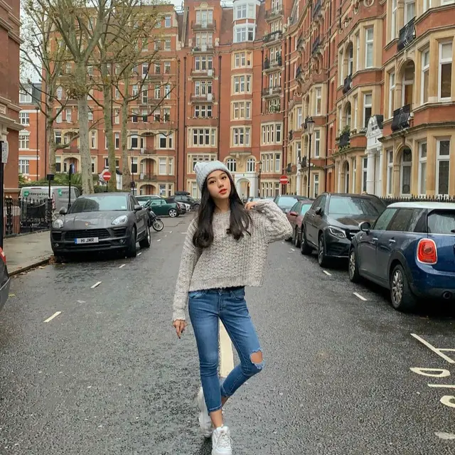 6 Potret Gabriella Ekaputri, Juarai Kontes Model Remaja hingga Jadi Bintang Web Series
