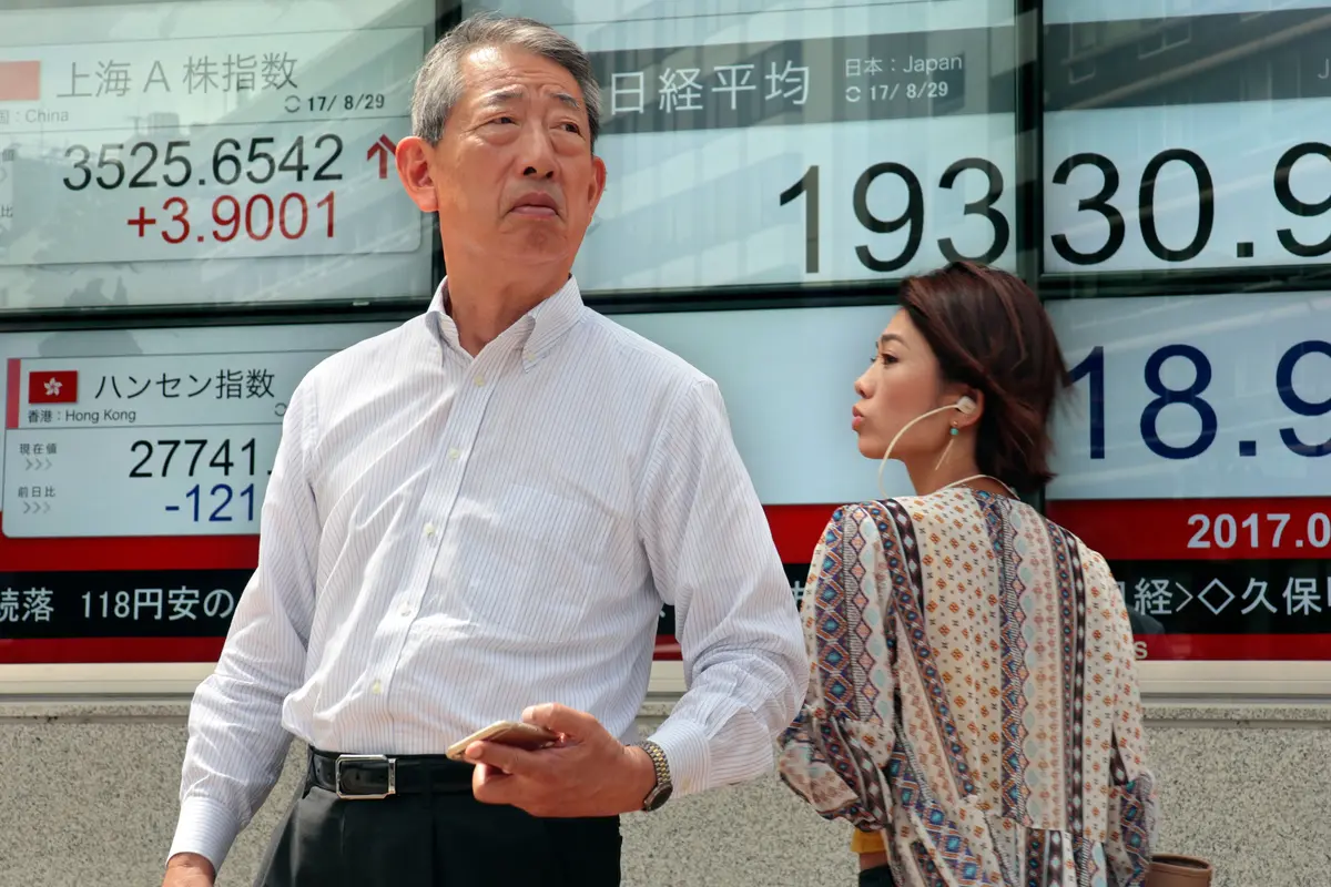 Rudal Korea Utara Bikin Bursa Saham Asia Ambruk