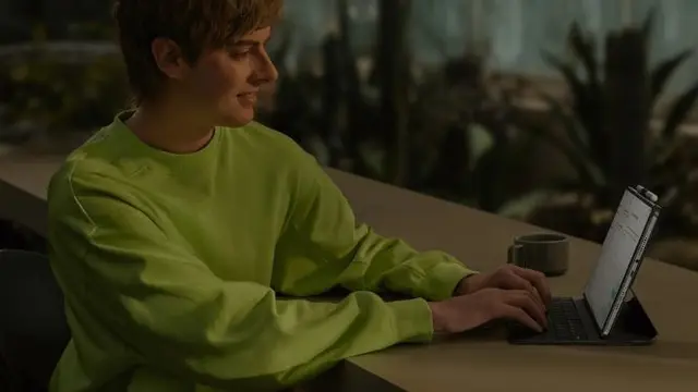 Dukungan Stylus dan Keyboard, Cocok untuk Produktivitas