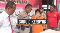 Polres Gowa menetapkan RA orangtua pengeroyok guru menjadi tersangka. Polisi sebelumnya telah menetapkan 2 anak RA menjadi tersangka pengeroyok guru. Ketuganya kini ditahan di Polres Gowa.