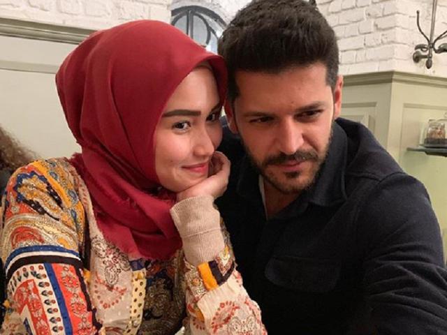 Akrabnya Ayu Ting Ting Dengan Cowok Ganteng Turki Ini Showbiz Liputan6 Com