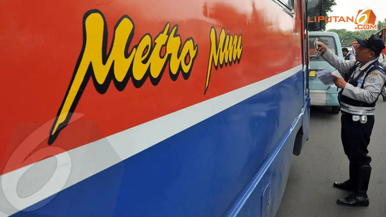 Ini Respons Netizen Tentang Hilangnya Metro Mini di Jalan