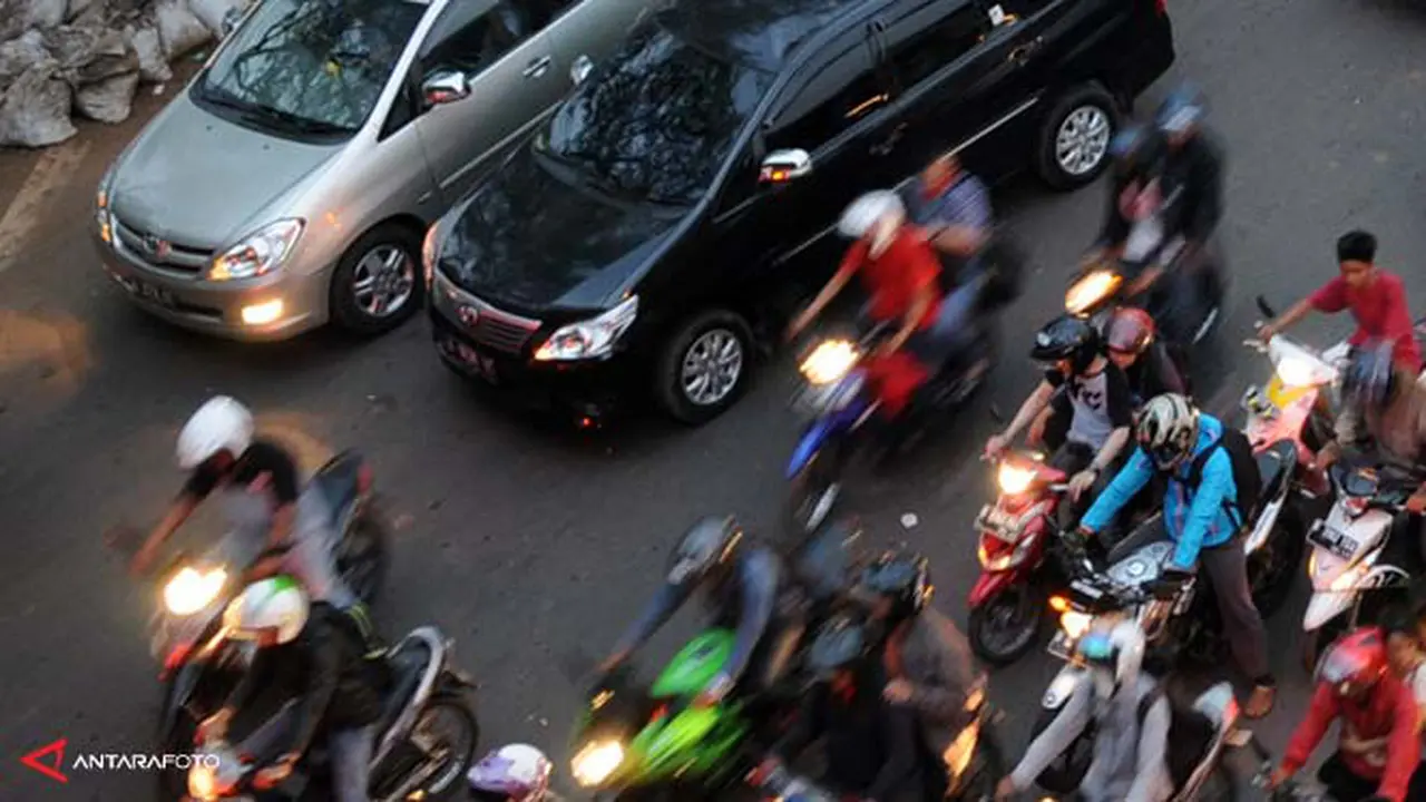 macet-131027a.jpg