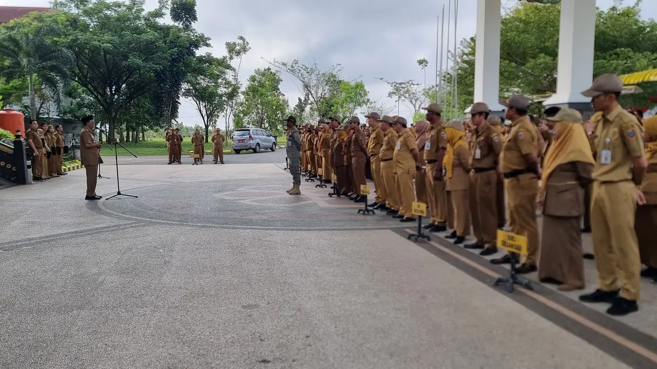 Apel Pagi Bersama Paman Birin, Pegawai Pemprov Kalsel Diselimuti Rasa Haru dan Sukacita