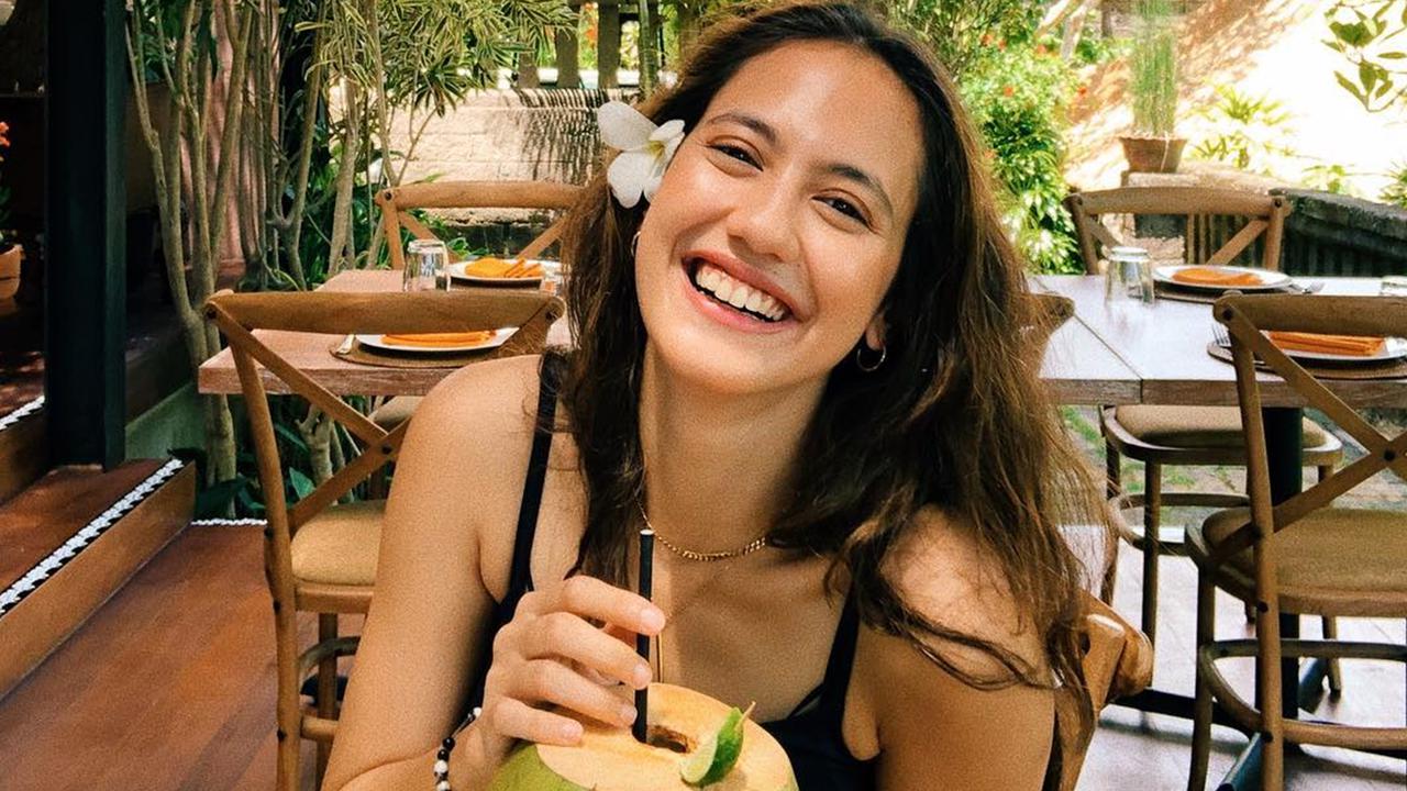 Pevita Pearce Tanpa Balutan Makeup