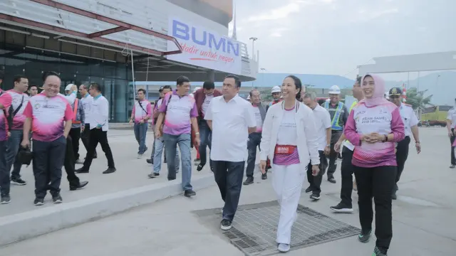 Menteri BUMN Rini Soemarno Meninjau Layanan ASDP di Merak dan Bakauheni (Foto: Humas Kementerian BUMN)