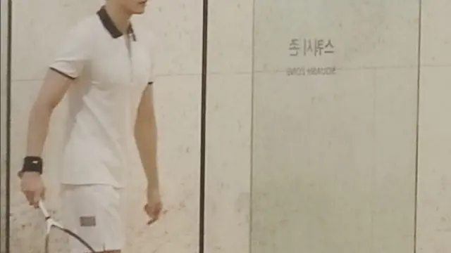 Pesona Sung Hoon bintang Woori the Virgin saat olahraga (Foto: Instagram @sunghoon1983)