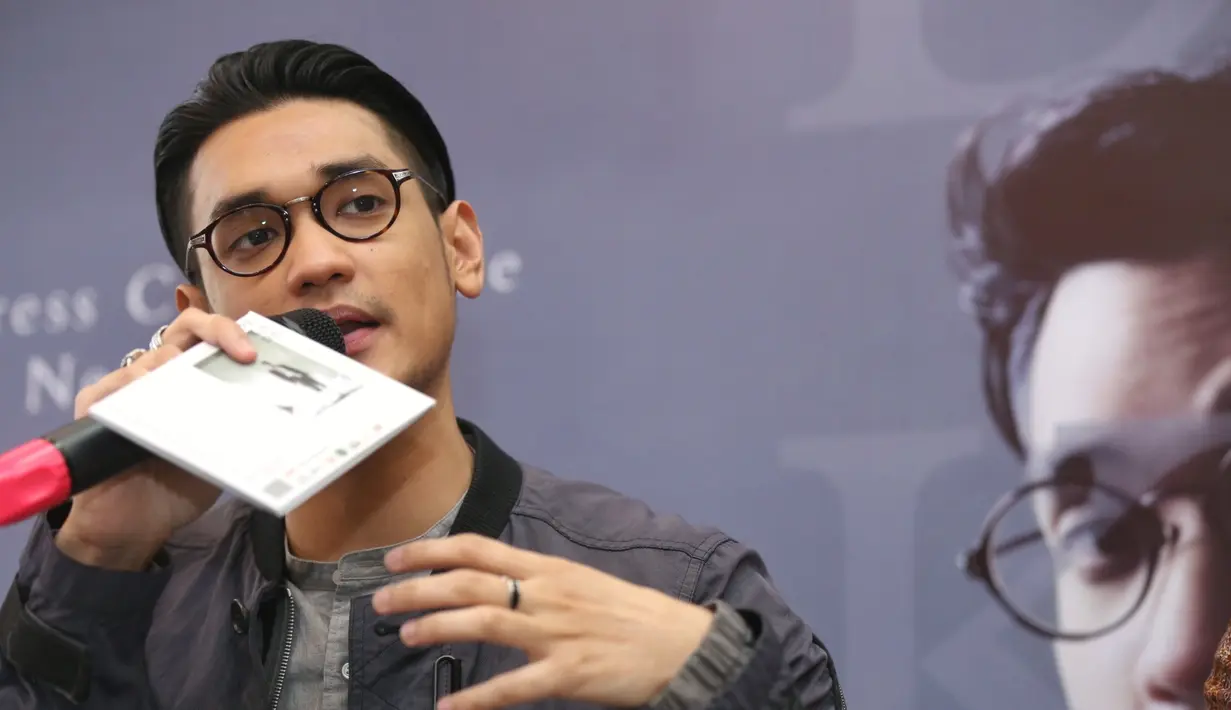 Bertajuk Showcase Afgan Satu Dekade, pertunjukan yang digelar secara intimate bersama Afganisme itu berlangsung pada Kamis (12/4/2018) di Soehanna Hall, Energy Building, SCBD Jakarta. (Nurwahyunan/Bintang.com)