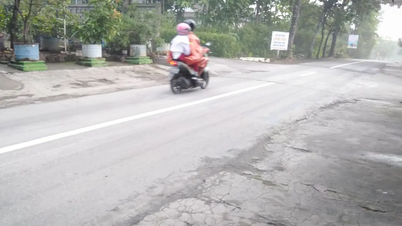 Hujan Abu Erupsi Merapi