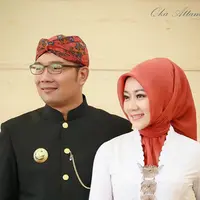 Ridwan Kamil turut berduka cita di akun Twitternya atas kepergian Oon. “Turut berduka cita, berpulangnya Kang Oon Project Pop. Smg diterima iman Islamnya. Hatur Nuhun sdh menghibur kami semasa hidup. Alfatihah,” tulis kang Emil. (Instagram/ridwankamil)