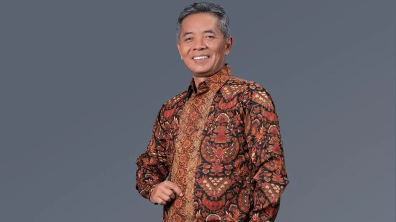 Direktur Bisnis Mikro Supari
