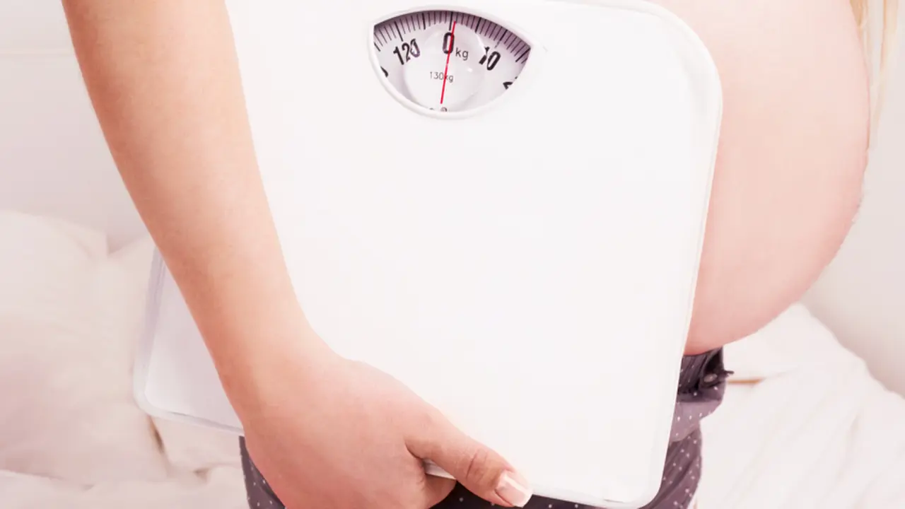 Saat Hamil Seberapa Banyak Berat Badan Naik?