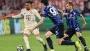 Kemenangan ini menjadi modal berharga Inter Milan yang akan menjamu Bayern Munchen di leg kedua perempat final Liga Champions 2024/2025 pekan depan. (Alexandra BEIER/AFP)