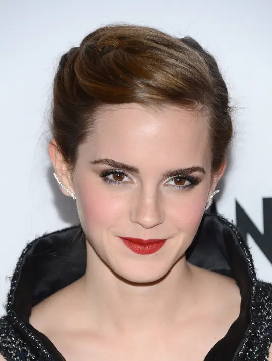 Cerita Beauty and the Beast masih sama dengan kisah animasi yang dahulu. Namun, karakter Belle diperankan oleh Emma Watson. Para penggemar pun tak sabar menantikan akting Emma. (AFP/Bintang.com)