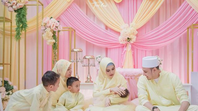 6 Potret Kebersamaan Kartika Putri dan Keluarga Kecilnya, Harmonis