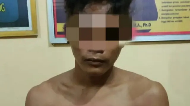 Pelaku pembunuhan pakai cangkul di Kandis, Siak, yang juga mencabuli korbannya.