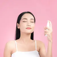 Makeup Tetap On Point dan Tahan Seharian dengan 5 Setting Spray Andalan