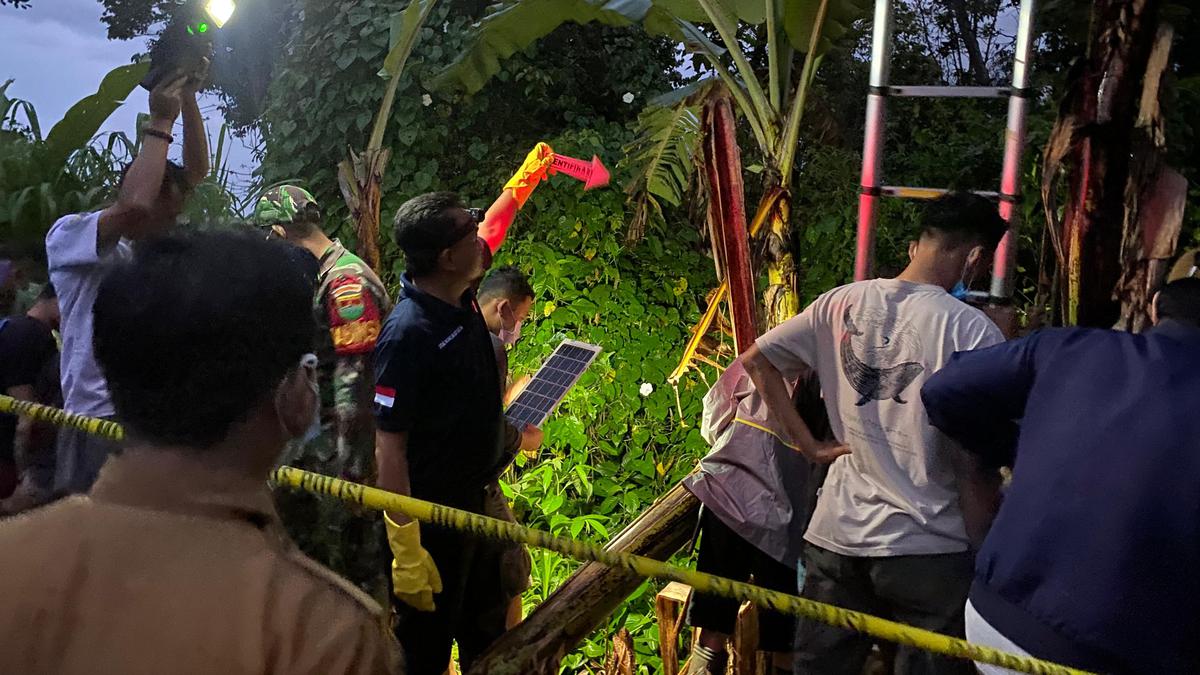 Hendak Cuci Tangan, Warga Temukan Mayat Membusuk di Saluran Irigasi