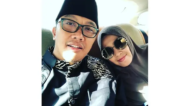 7 Potret Shohibah Rohmah Istri Imam Nahrawi, Desainer Busana Muslim yang Memesona