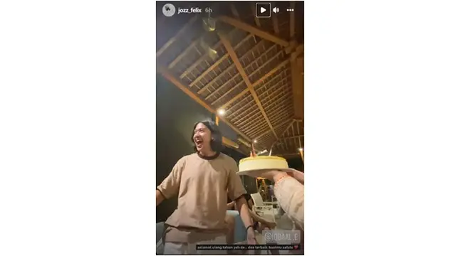 7 Momen Kejutan Ulang Tahun Iqbaal Ramadhan ke-22, Diceburin Kolam Renang