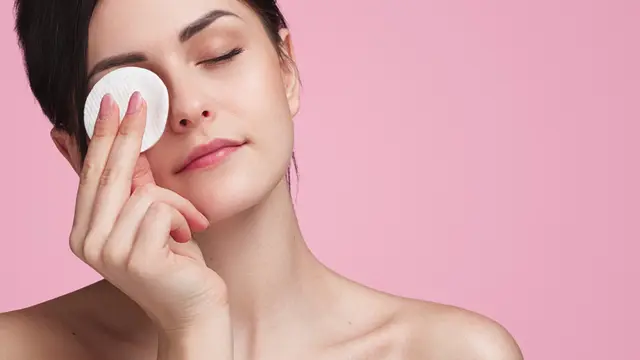 Tips Tampil Cantik dengan Maskara Tanpa Bikin Bulu Mata Rontok