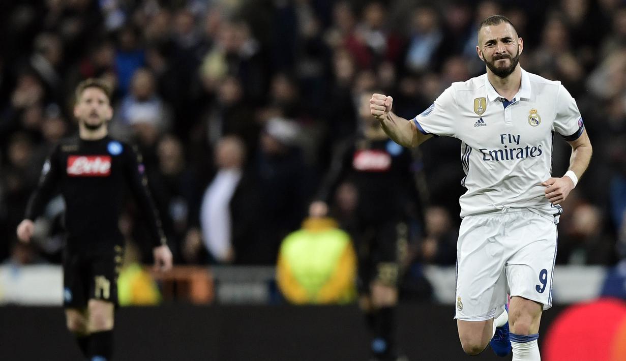 4. Karim Benzema (Lyon, Real Madrid) - 8 Gol. (AFP/Javier Soriano)