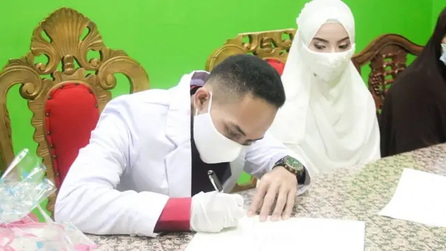 Sudah Menikah, ini 6 Potret Zulfani Pasha Pemeran Ikal Laskar Pelangi dan Istri