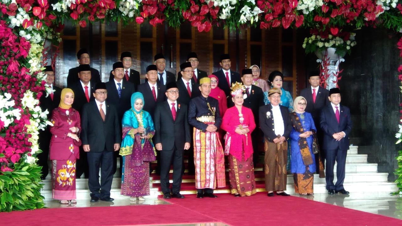 Presiden Jokowi dan Wapres JK tiba di Kompleks MPR / DPR / DPD