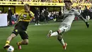 Sementara Dortmund gagal merebut posisi empat dari RB Leipzig dan tetap tertahan di urutan kelima dengan 57 poin, berselisih dua poin. (Sascha Schuermann / AFP)