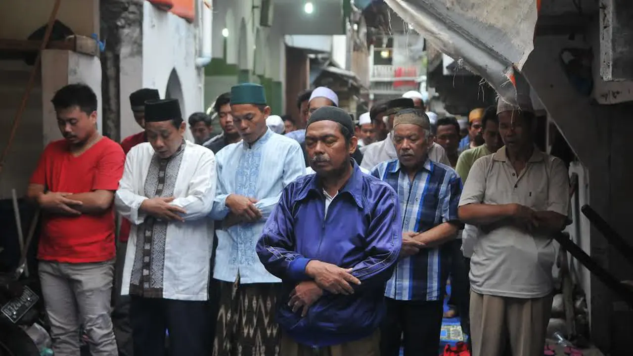 Jelang Penertiban, Warga Pasar Ikan Gelar Doa Bersama 