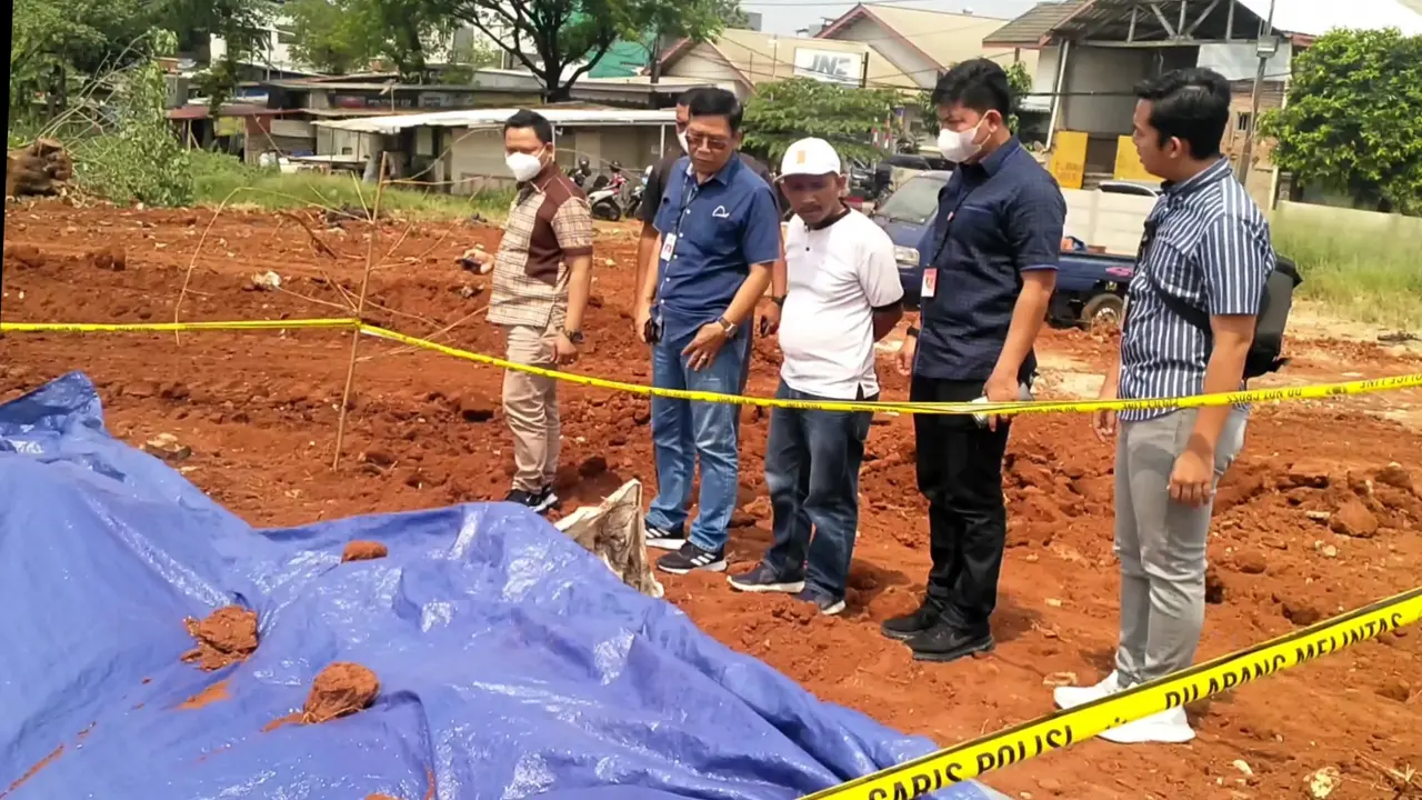 Satgas Pangan Polri cek lokasi penimbunan bansos presiden di Depok