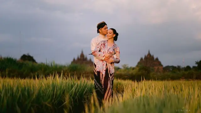 7 Potret Prewedding Karina Nadila dan Kekasih di Yogyakarta Ini Curi Perhatian