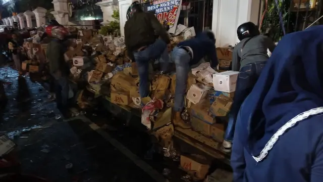 Kondisi Kompleks Pemkab Pati Usai Didemo