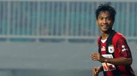 Muhammad Tahir, Persipura Jayapura. (Bola.com/Nicklas Hanoatubun)