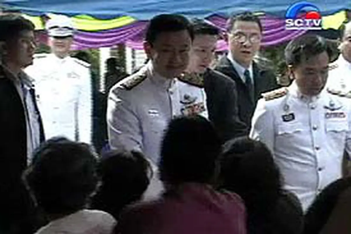 081104aLnThailand.jpg