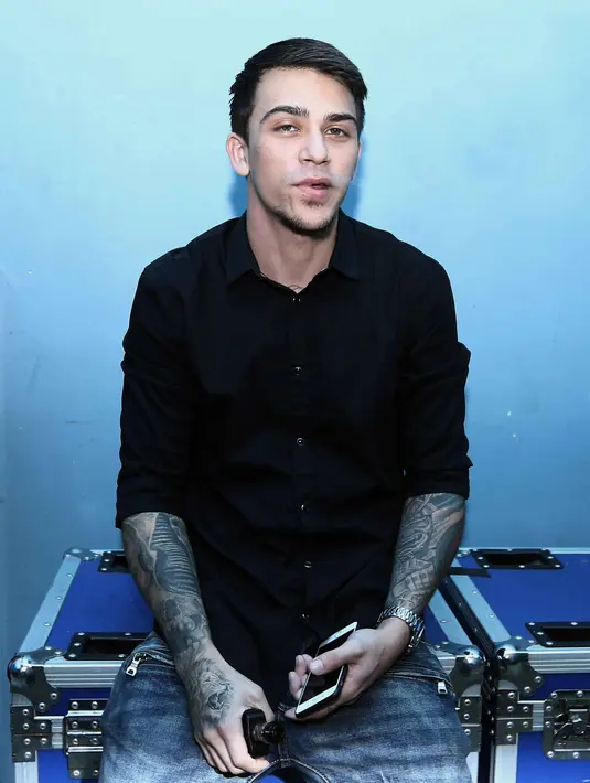 Setelah menjalani pemeriksaan, Sean positif menggunakan narkoba. Setelah beberapa jam ditahan, Sean dijemput oleh kakaknya sore harinya. Sean menjalani delapan tahap rehabilitasi dan konseling. (Nurwahyunan/Bintang.com)