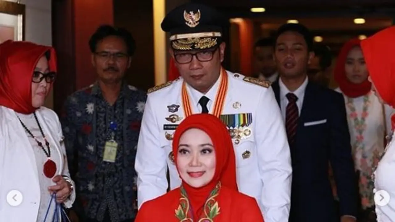[Bintang] Atalia Praratya dan Ridwan Kamil