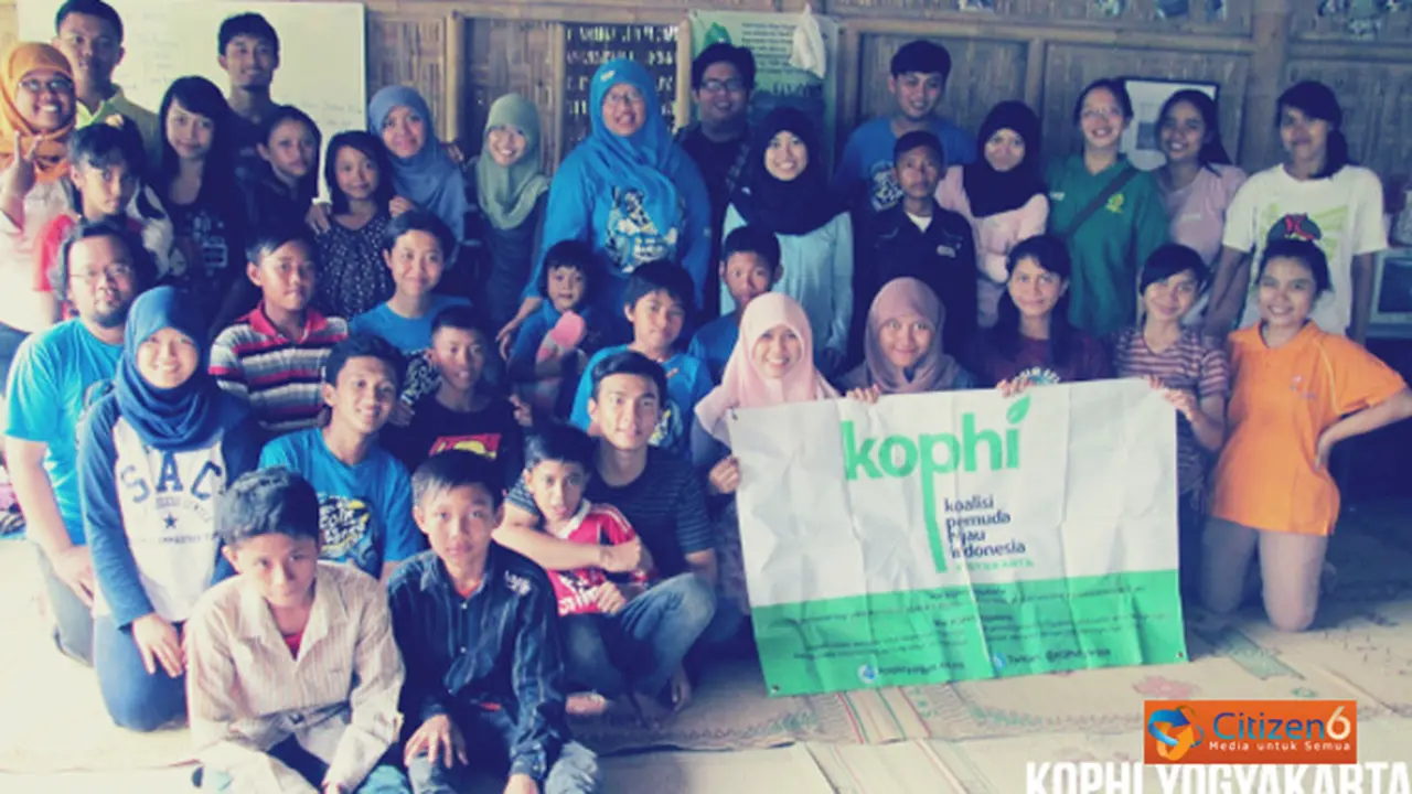 130930akophi.jpg