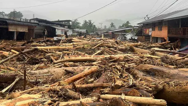 Banjir bandang di Desa Bunin, Kecamatan Serbajadi, Kabupaten Aceh Timur